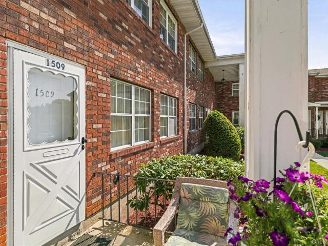 276 Temple Hill Road 1509