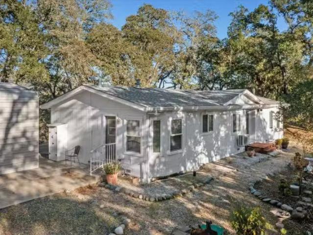 27770 ASTI RD, CLOVERDALE, CA 95425