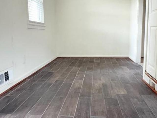 2772 Iverson Street # 81