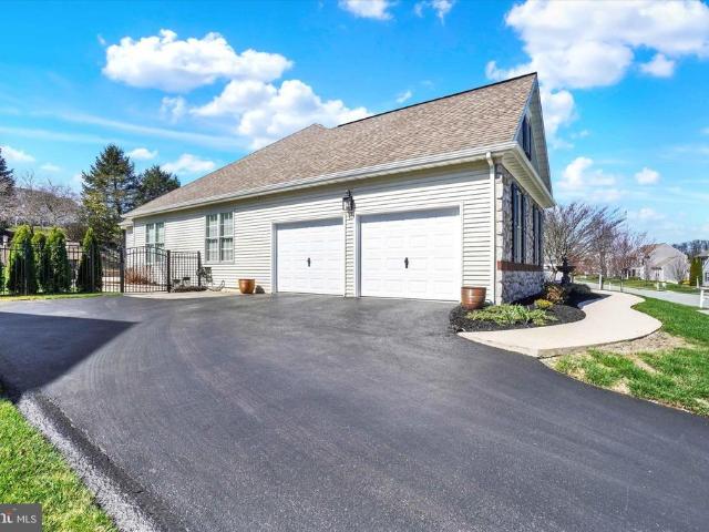 2773 Meadow Cross Way