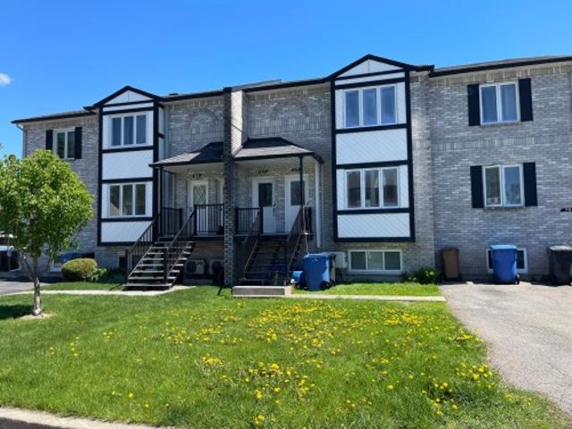 277 Crois. Des Pionniers, L'Île Perrot, QC, J7V 8E3 house for lease | Listing ID 22262 | Royal LePage