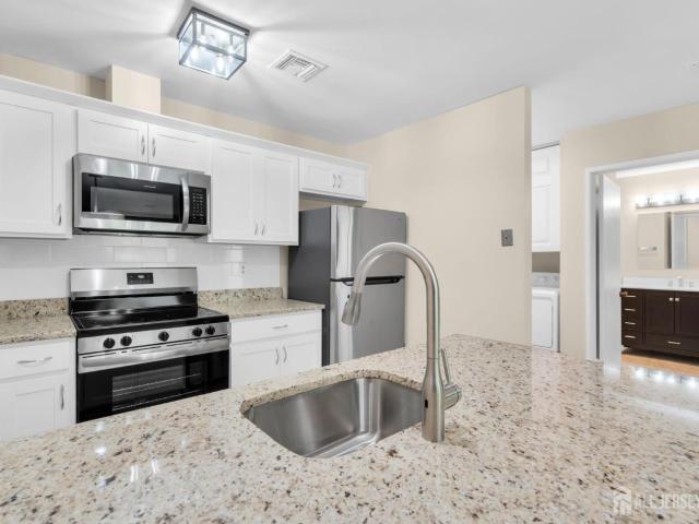 277 Crosse Drive 2G