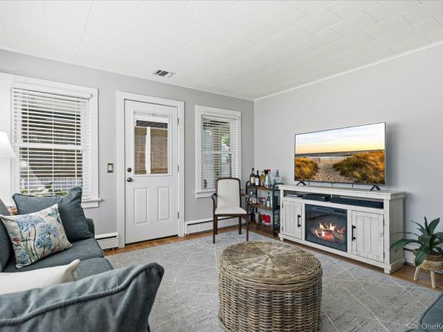 277 Howell Avenue