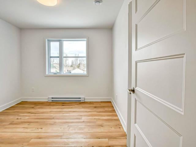 277 Route 335, Saint Lin, QC J5M