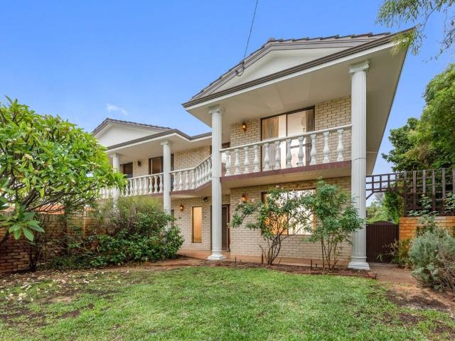 277 Warwick Road, DUNCRAIG, WA 6023