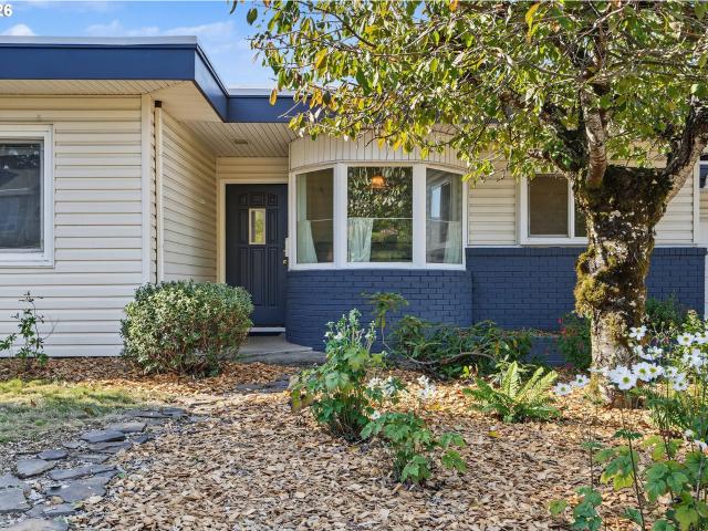 2785 bolton ter s