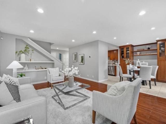 2789 Sierra Village Court