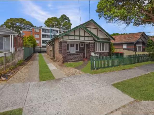 2/78 Bruce Street, Brighton Le Sands Townhouse for rent Liste.