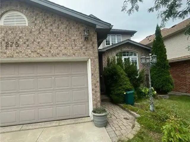 278 BRIARMEADOW Drive Unit# Upper
