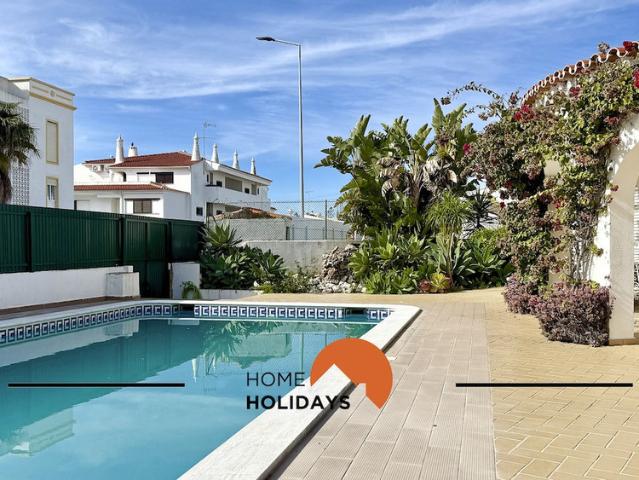 #278 Fonte dos Leões by Home Holidays