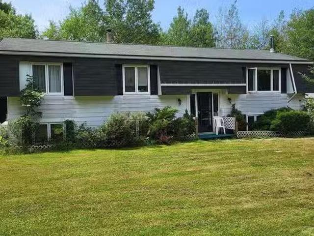 278 St. Andrew'S River Road, Shubenacadie East, NS, B0N 2H0.