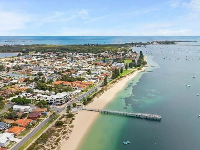 2/78 Parkin Street, ROCKINGHAM, WA 6168