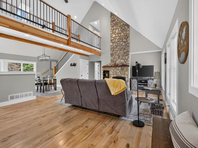 2794 standing stone lane