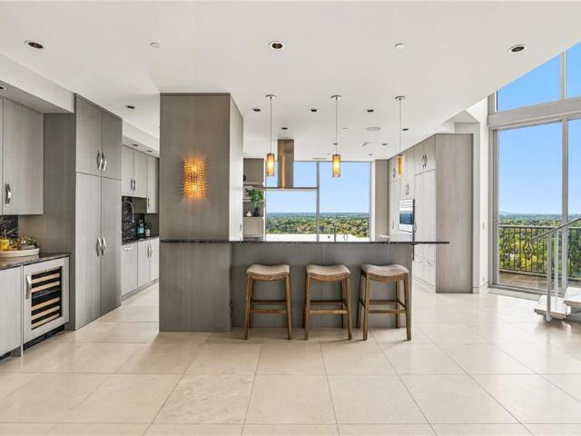 2795 Peachtree Road NE 2601