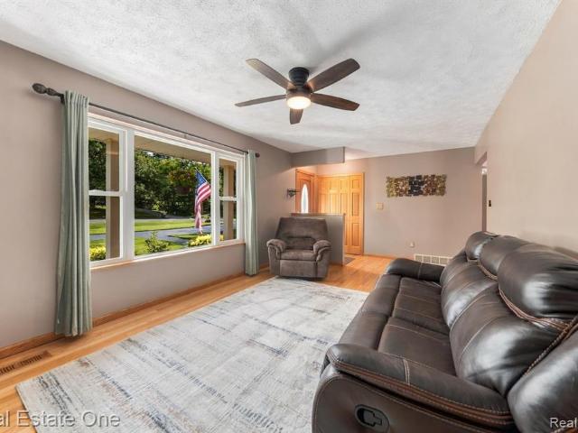2795 Sun Terrace Drive