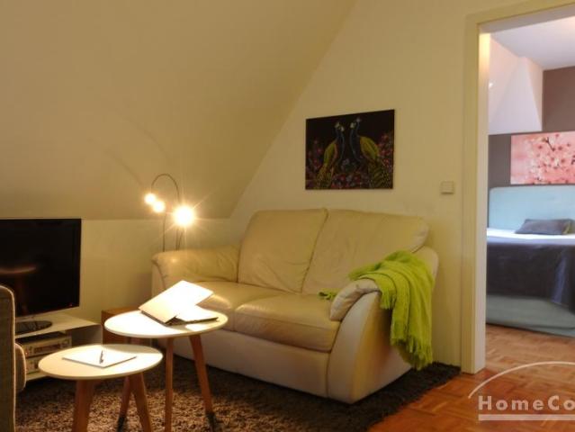 27987 HomeCompany Möbliert/Furnished Dachgeschoss Wohnung in Leipzig Schleußig max. 2 Personen