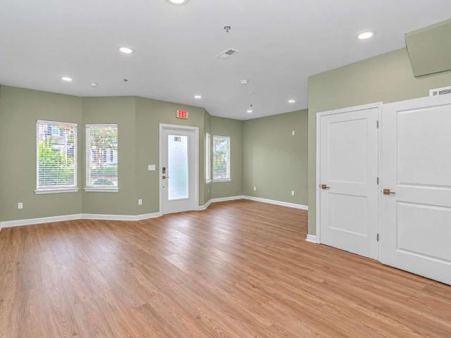 2798 Howard Ave. B