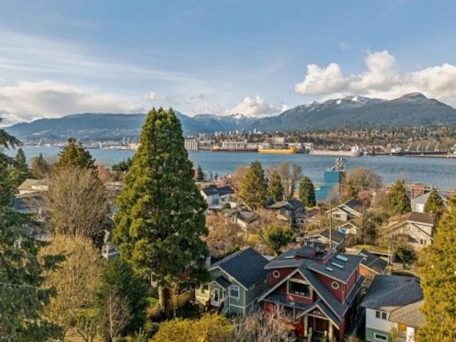 2798 Yale Street, Vancouver, BC, V5K 1C3 house for sale | Listing ID R3178 | Royal LePage