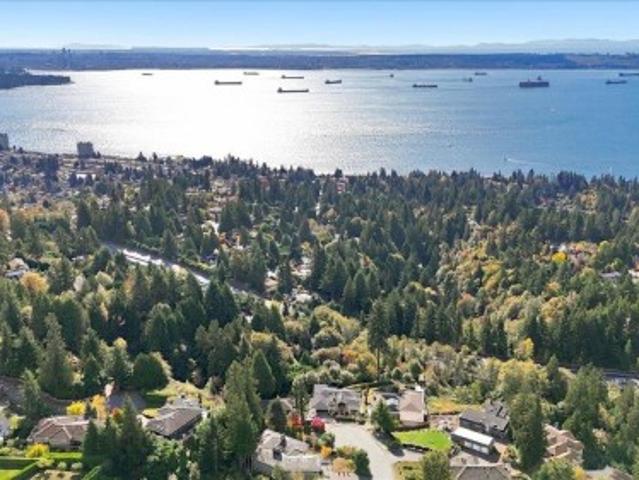 2790 Chelsea Close, West Vancouver, BC, V7S 3E9 house for sale | Listing ID R3174 | Royal LePage
