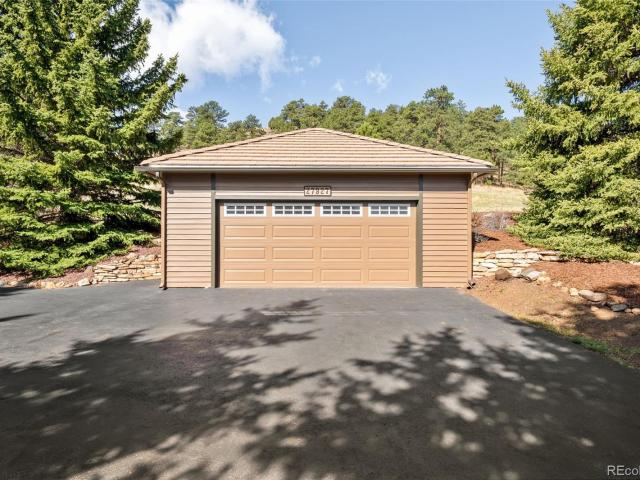 27927 Meadowlark Drive