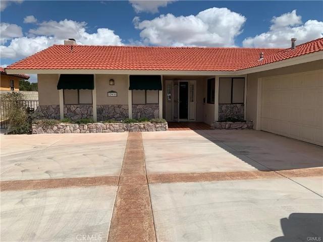 27931 Evergreen Ln, 3 beds, 2 full baths