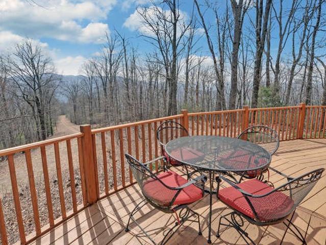 279 Collins Creek Rd, Hiawassee, GA 30546 | MLS #428853