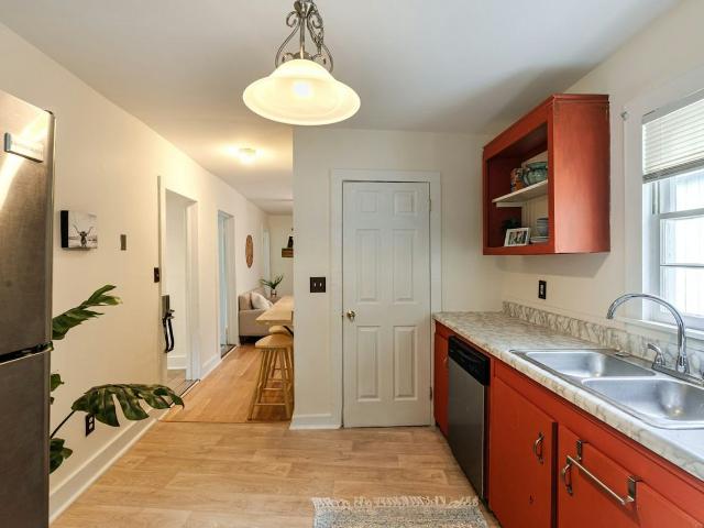 279 Coming Street, Unit C 3 Bedroom Condo for Rent at 279 Coming St, Charleston, SC 29403 Cannonborough Elliottborough