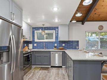 279 Anchor Court