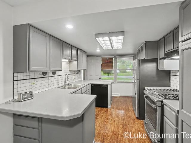 279 Aniline Avenue