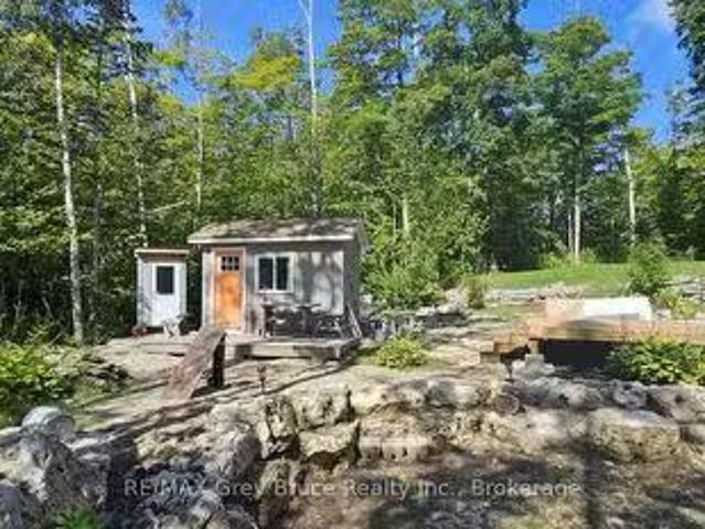 279 Barney'S Boulevard, Northern Bruce Peninsula, ON, N0H 1Z0.