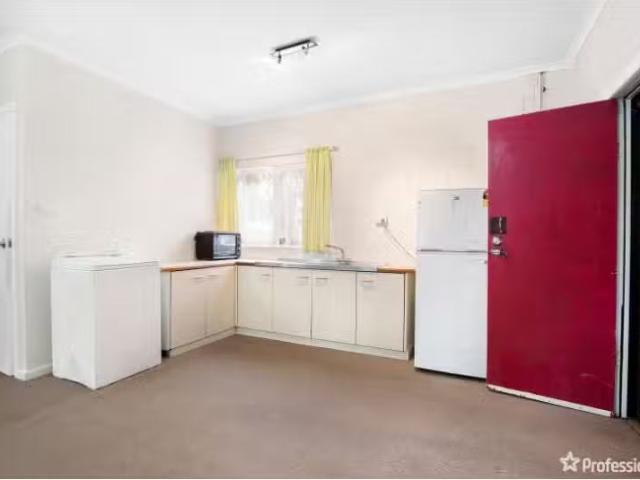 2/79 Erskine Street, ARMIDALE Apartment for rent Listed by Pr.
