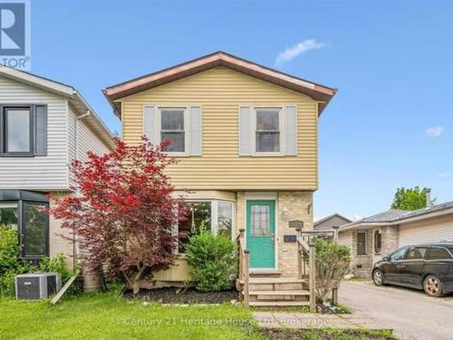 279 Strathallan Street, Centre Wellington Fergus, ON, N1M 3L6 house for sale | Listing ID X13836 | Royal LePage