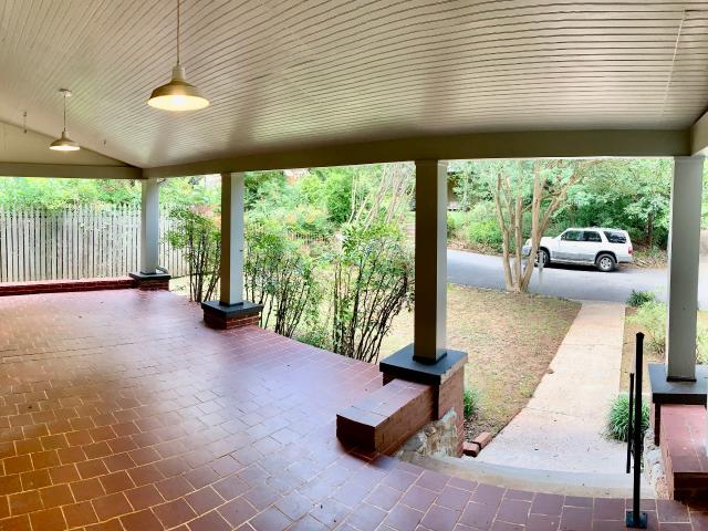 279 Yonah Avenue
