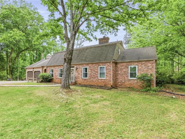 2804 Echo Trail