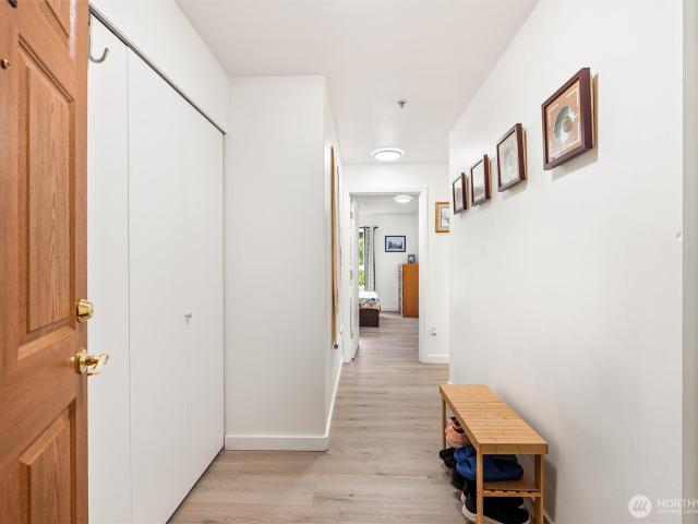 2805 NE 125th Street # 304