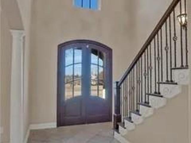 2805 Clearbrook