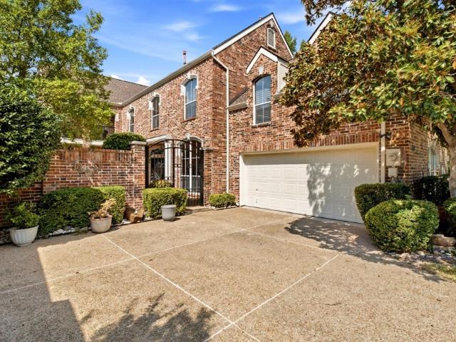 2805 Prestonwood Drive