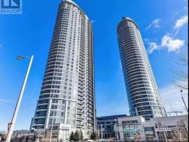 2805 125 Village Green Square, Toronto, ON, M1S 0G3 lease.