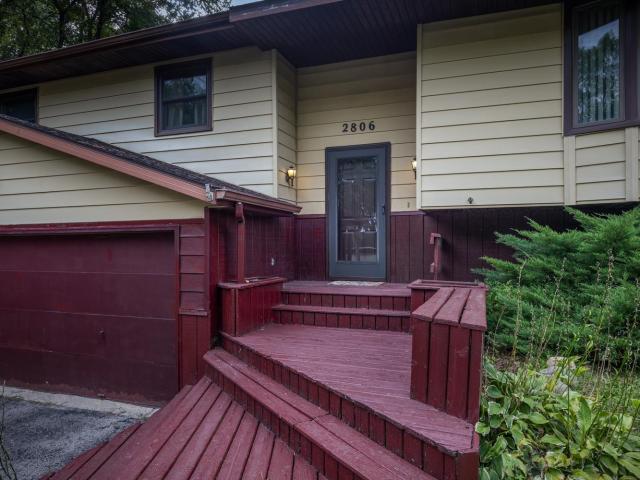 2806 Warner Street