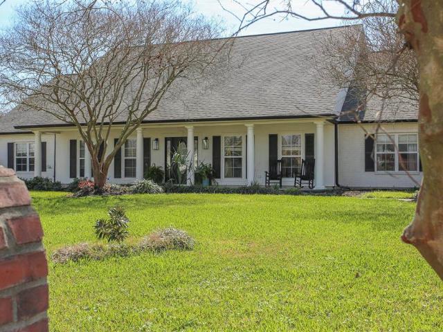 2807 St Francis Forest Dr, Lake Charles, LA 70605 | MLS #SWL26000