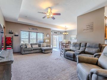 2807 Sportsmans Dr