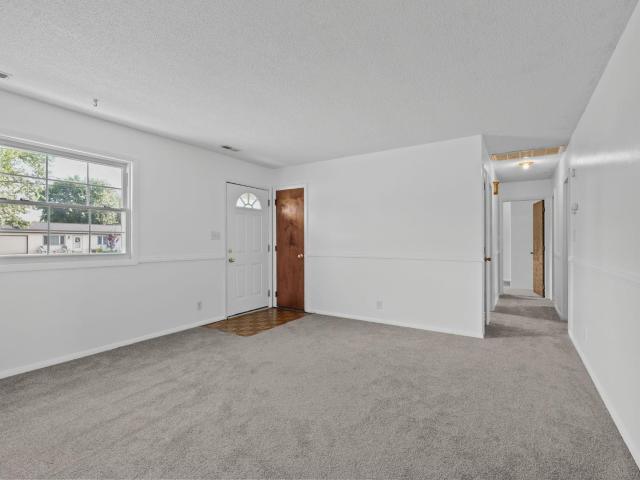 2808 W Meadowcrest Lane