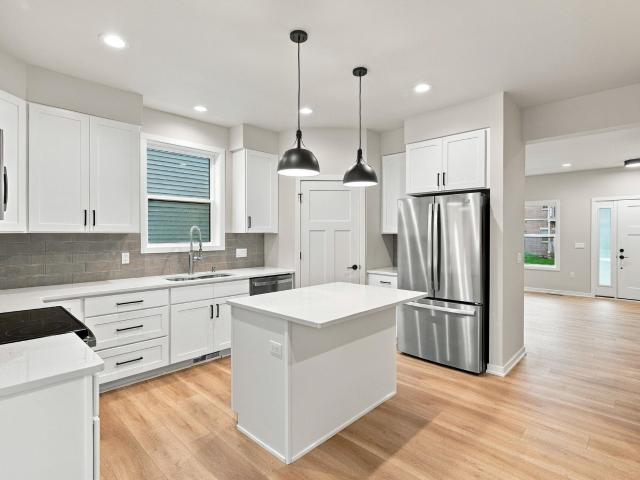 2809 Crinkle Root Drive