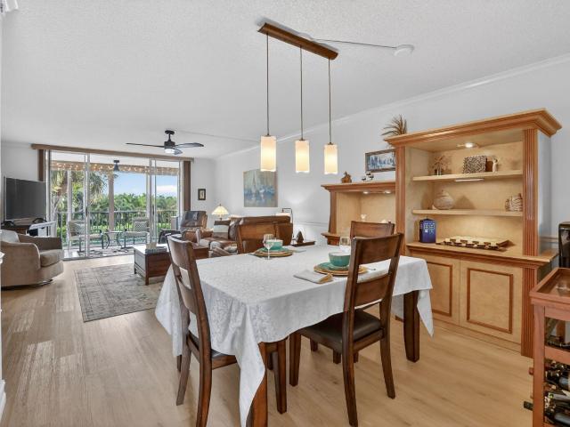 2809 Florida Blvd, Unit 208, Delray Beach, FL 33483 | MLS #R11150