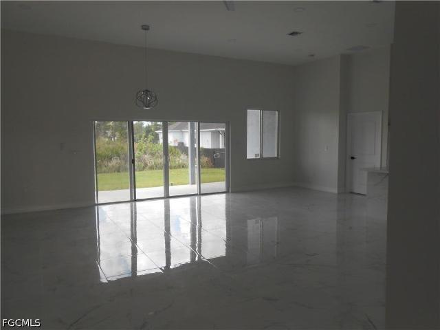 2809 55th Street W, Lehigh Acres, US, FL