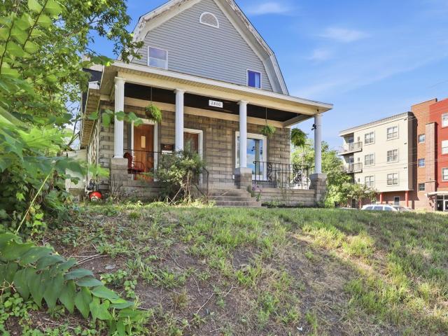 2800 Cedar Avenue S