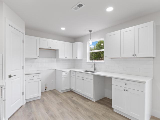 2800 Gady Pines Drive