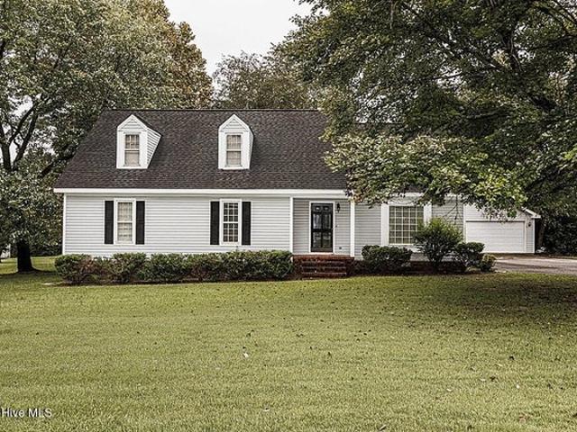 2800 Horseshoe Dr, Rocky Mount, NC 27804