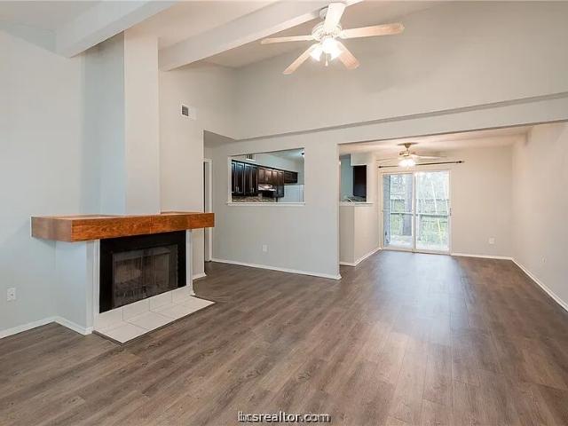 2800 Longmire 13