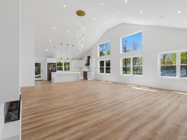 2800 Sarles Drive